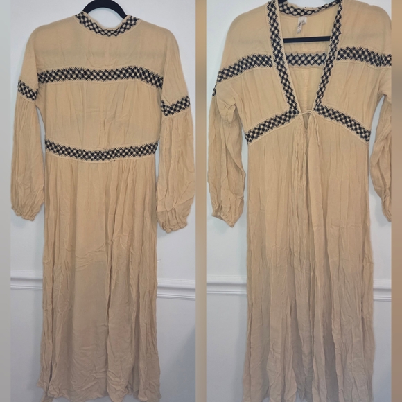 Anthropologie by RAGA Montana Plunge Maxi Dress. - Picture 6 of 6